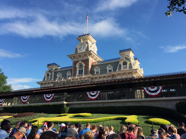 My Top 10 Favorite Places to Eat and Drink in Disney World - The