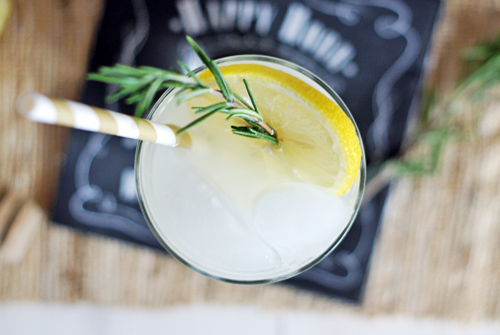 Rosemary Honey Vodka Spritzers: A refreshing and simple cocktail featuring vodka paired with tart lemon juice, simple syrup, and rosemary!