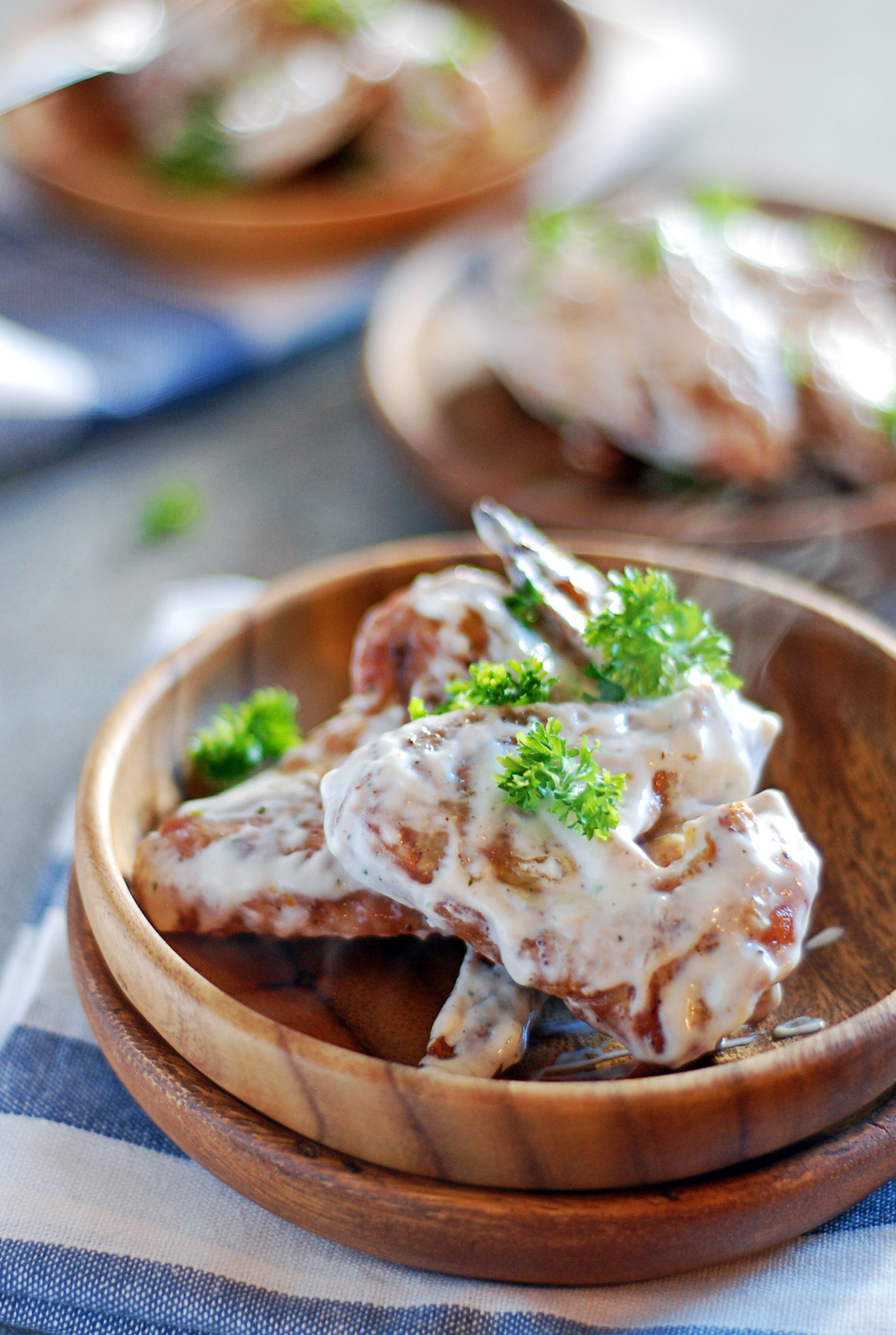 5 Ingredient Creamy Baked Ranch Chicken Wings - The Charming Detroiter