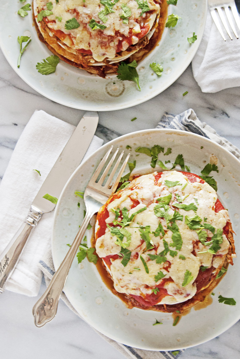 Mini Crockpot Chicken Enchiladas - The Charming Detroiter