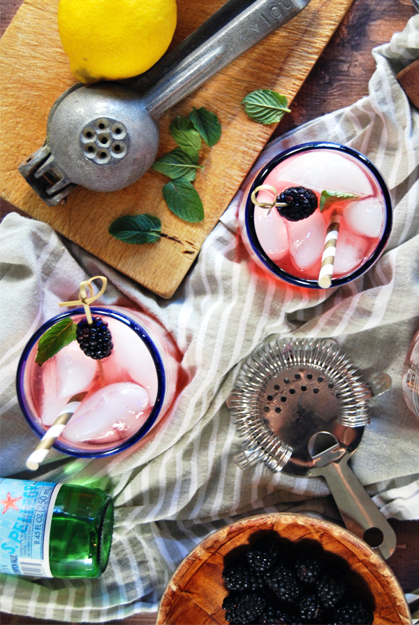 Blackberry Mint Collins with Elderflower Vodka | The Charming Detroiter