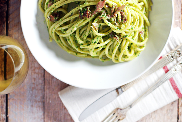 Creamy Kale Pesto Bucatini with Prosciutto - The Charming Detroiter