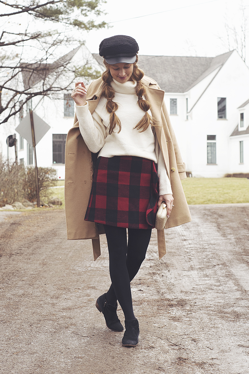 Plaid skirt outfit christmas best sale